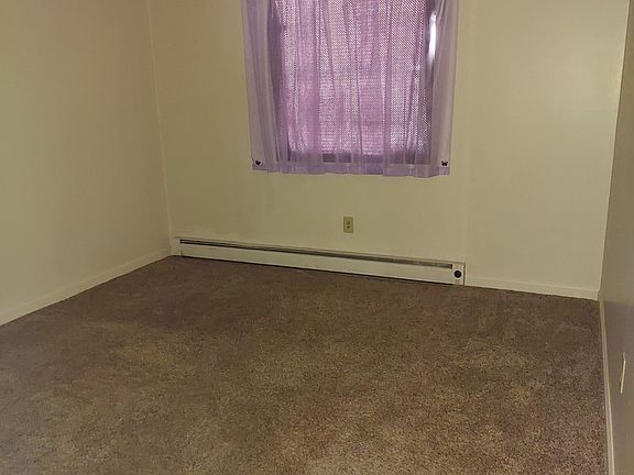 4th image of 300 W Gordon St #36304