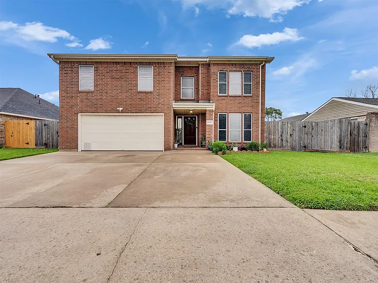 10027 Glenkirk Dr — Photo 1