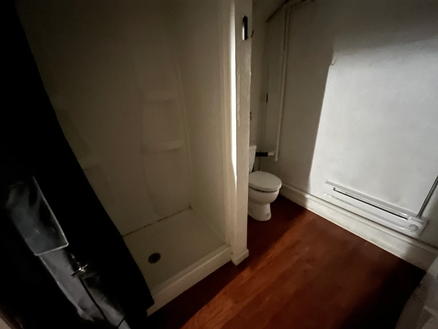 3 bed, 1.5 bath, $330 — Photo 3