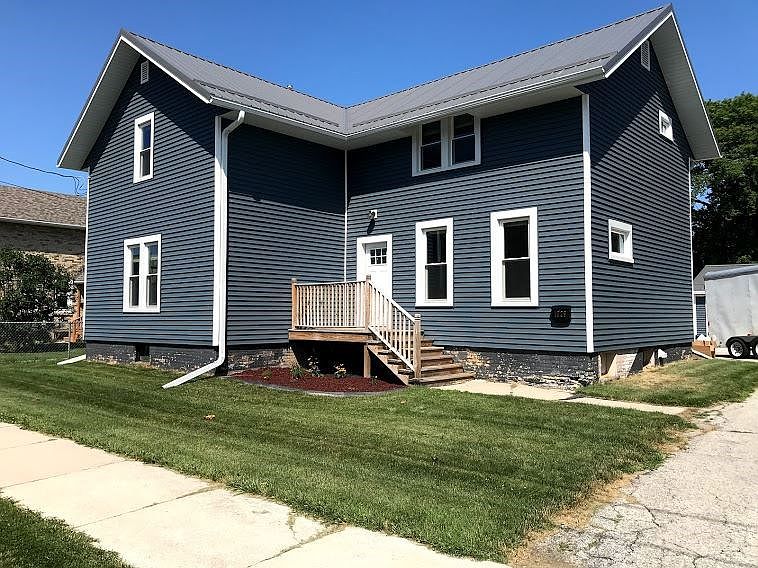 4 BR and 2Bath completely remodeled and featuring metal roof!