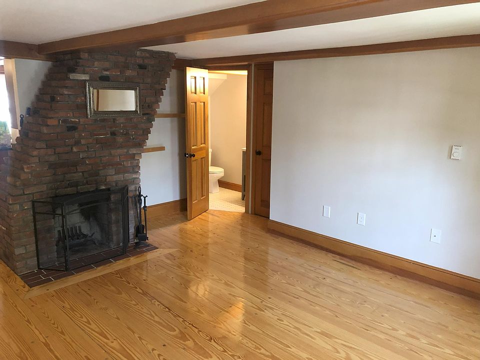 Living room with half-bath (2)