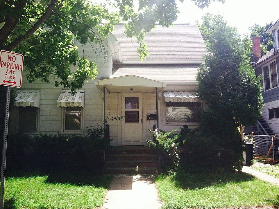 1st image of 9 Yager St