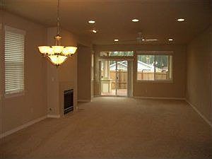 5th image of 4927 Bend Dr NE