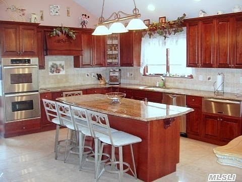 4th image of 922 Catalpa Dr