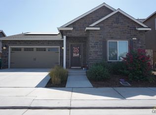 3814 Shady Village Ln, Shafter, CA