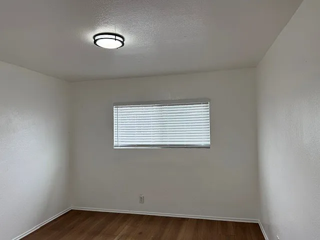 9404 S Figueroa St #4 — Photo 12