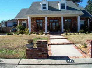 18 Oakley Dr, Marrero, LA 70072