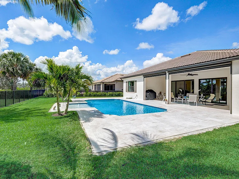 9234 Balsamo Dr — Photo 45