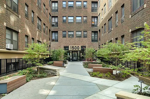 The Parkway Apartments Photo 1