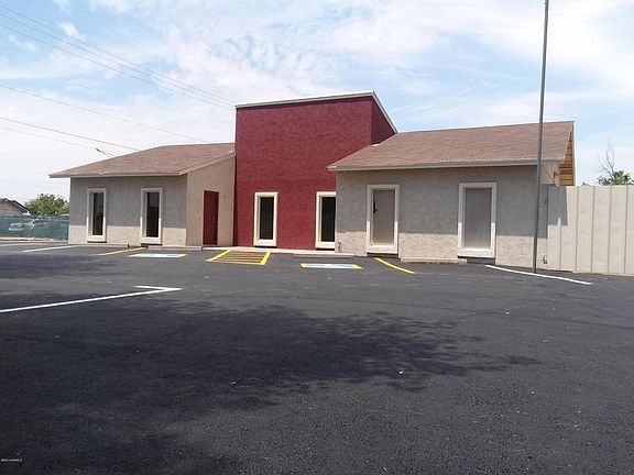 4th image of 2636 W Orangewood Ave