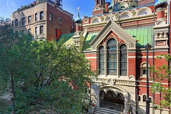 Sold by Corcoran | media 20