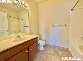 655 Stevens St #5, Lowell, MA 01851