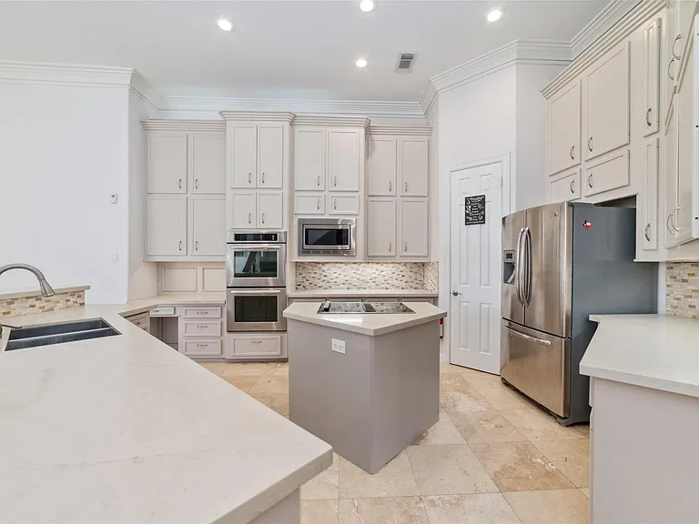 32610 Whitburn Trl — Photo 14