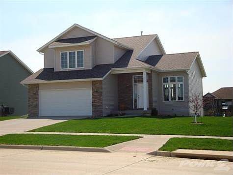2nd image of 300 Locust Dr