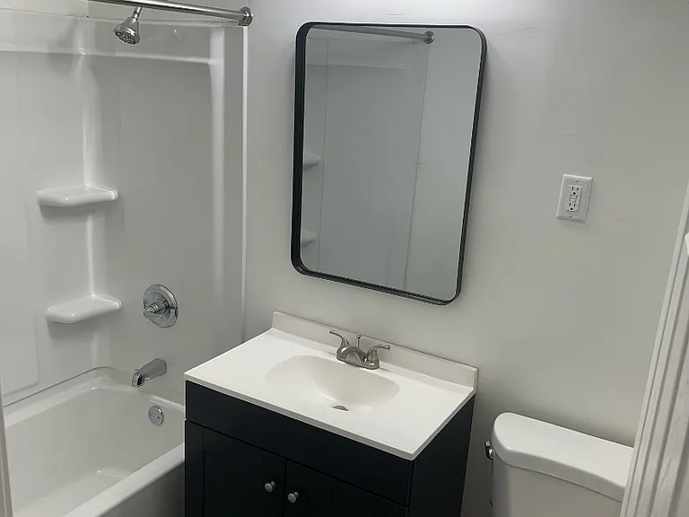 305 Naples Dr — Photo 13