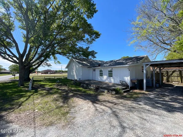 538 L Provost Rd, Scott, LA 70583