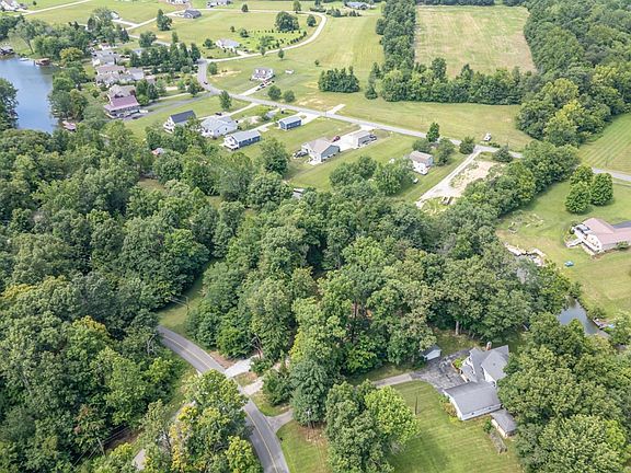 2nd image of 876 Waynoka Dr