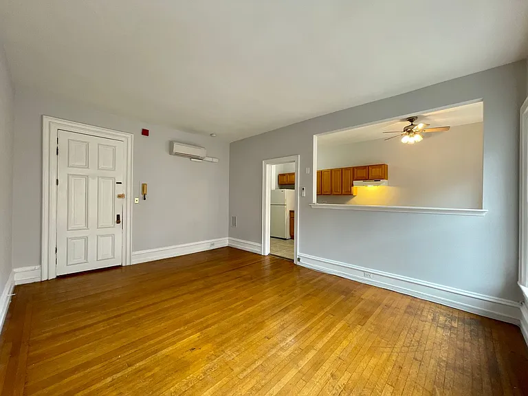 2021 Spruce — Photo 4