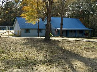 713 Highway 310, Como, MS 38619