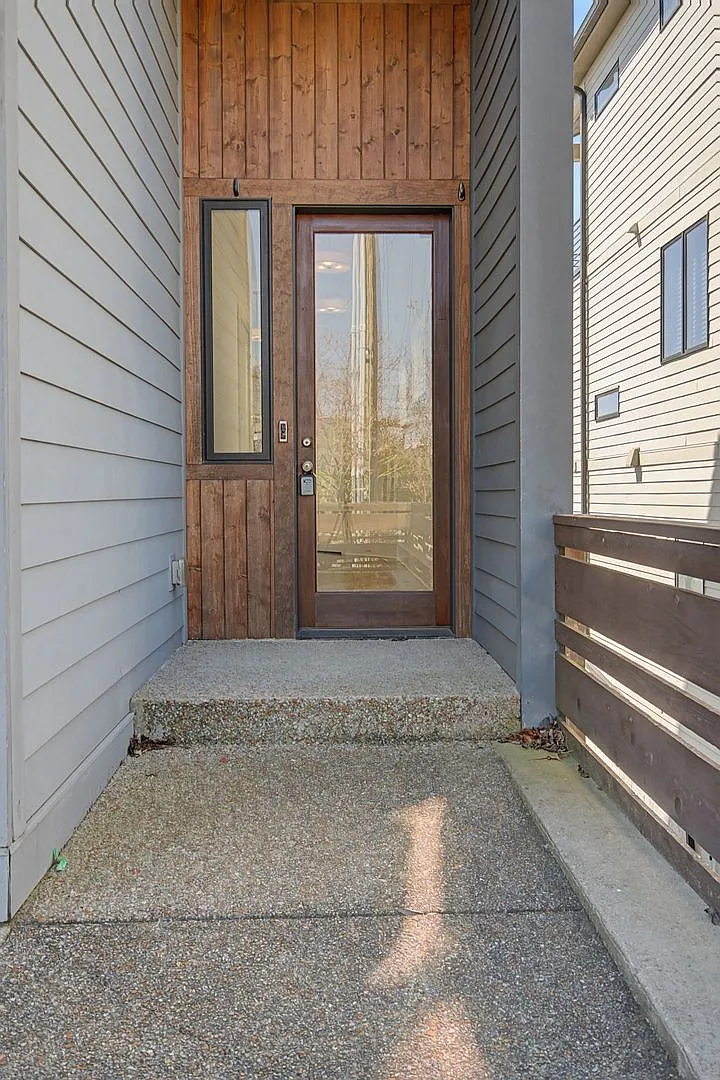 East Nashville Rental with Downtown Views! — Photo 3