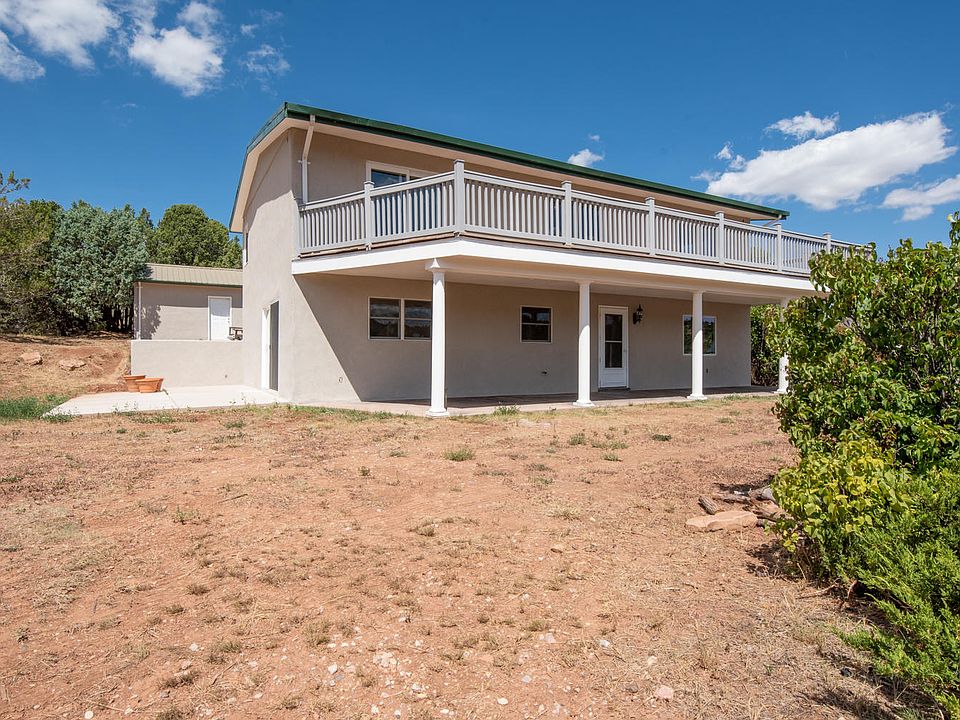 1st image of 11 Sandia Haven Dr