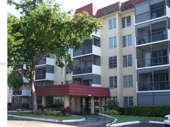 4158 Inverrary Dr APT 409, Lauderhill, FL 33319