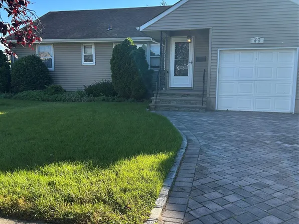 (undisclosed Address), Farmingdale, NY 11735