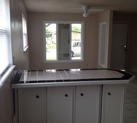 2nd image of 830 E Ella Ave