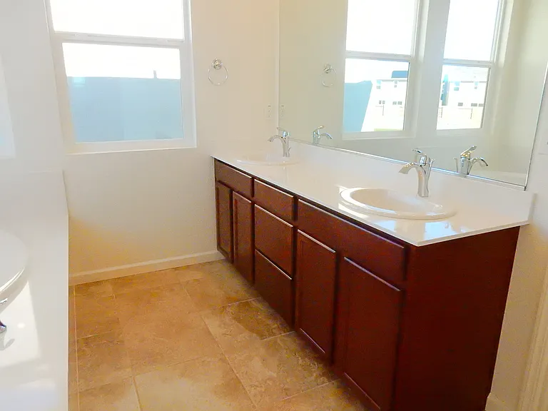1624 Lion St — Photo 14