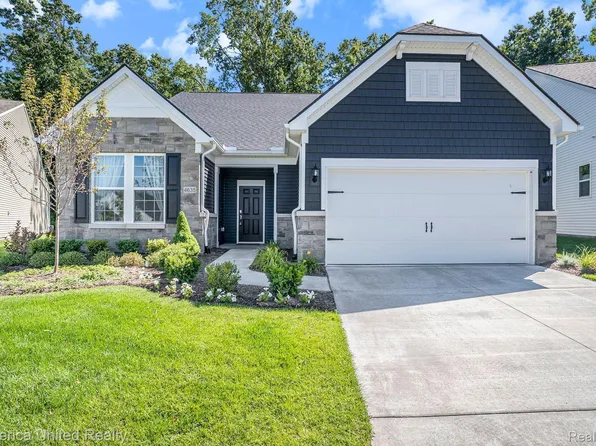 4635 Crestway Dr, Brighton, MI 48116