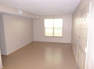 617 7th St APT E, Portsmouth, VA 23704