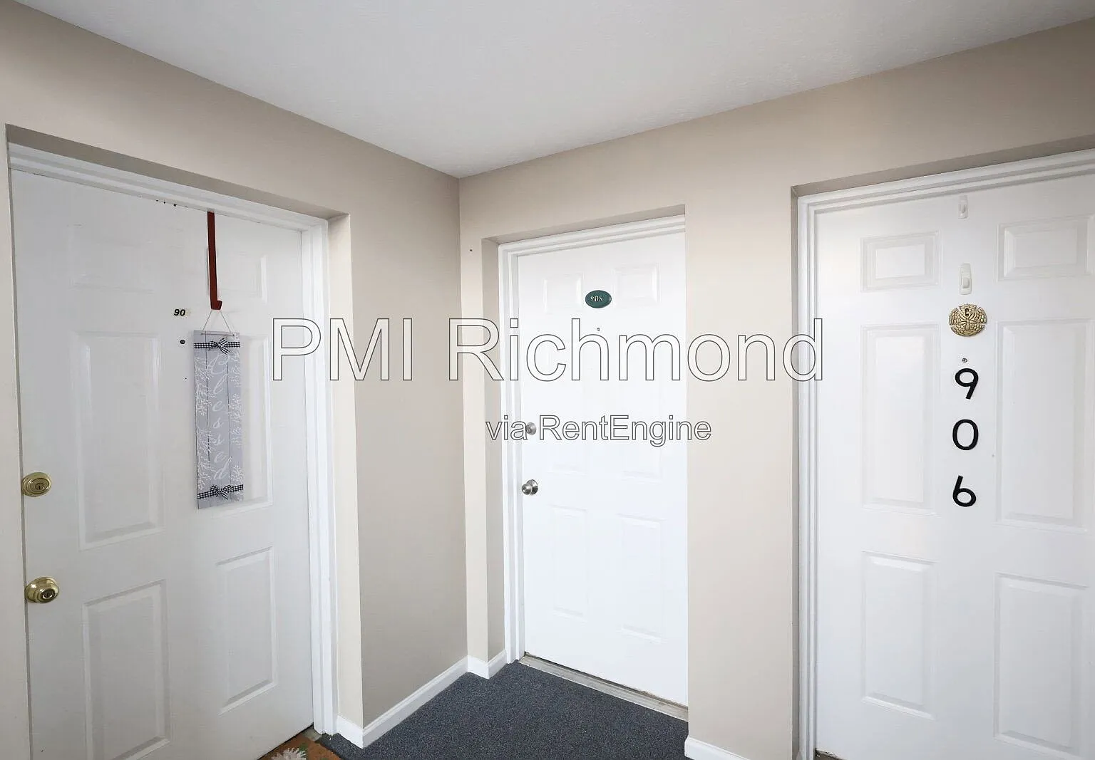 2 bed, 2.0 bath, 910 sqft, $1,620 — Photo 3