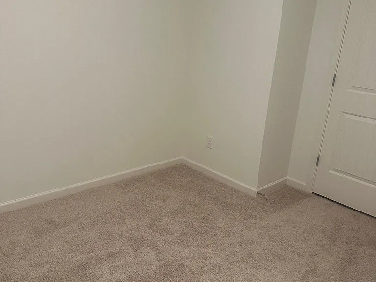 22977 Downing Park Cir — Photo 6