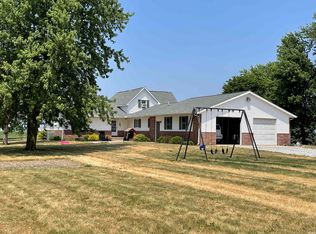 6306 W 100 S, Wolcott, IN 47995