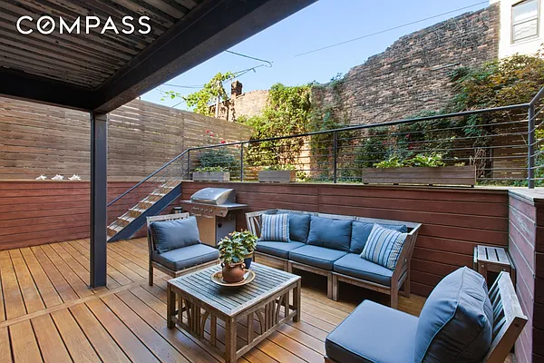 Sold by Compass | media 14