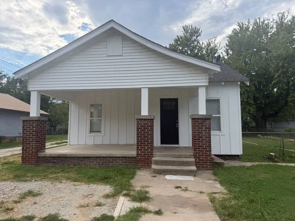 411 S. Johnston, 411 S Johnston St, Ada, OK 74820