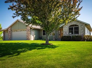 15524 Golf Rd, Ettrick, WI 54627