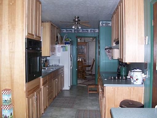 5th image of 238 Park Dr