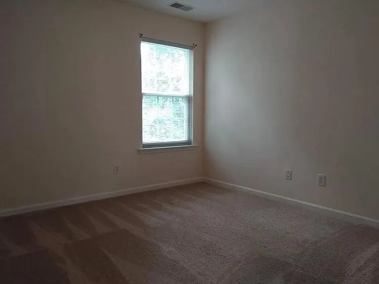 4058 Glenlea Commons Dr — Photo 13