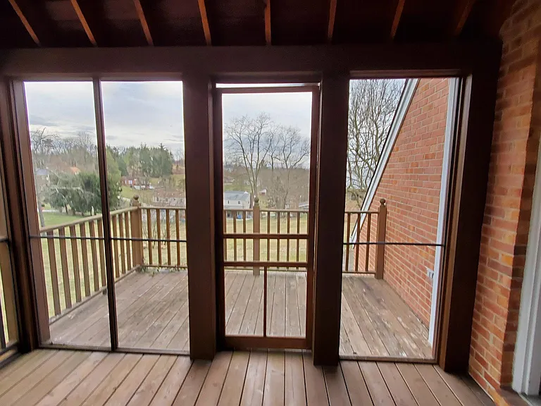 1320 Stoltz Rd — Photo 32