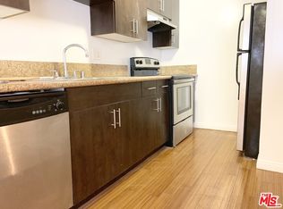 1845 Winona Blvd #104, Los Angeles, CA 90027