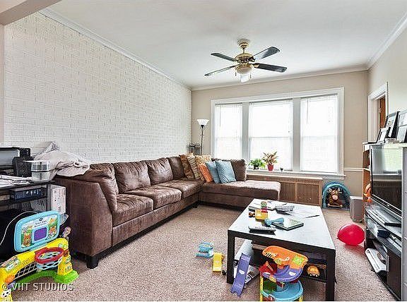 2nd image of 3921 N Sawyer Ave #2