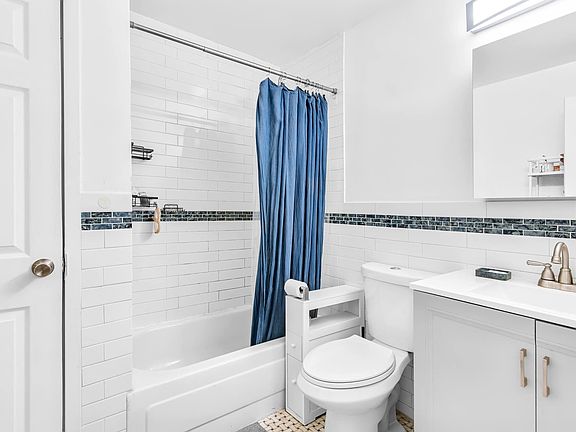 5th image of 86 Woodhull St