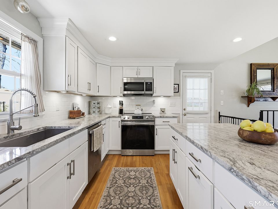 1st image of 10 Tabor Road
