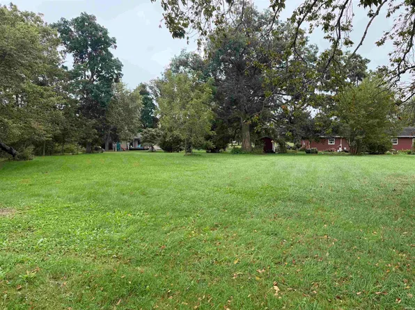 W Oakdene Dr, Decatur, IN 46733