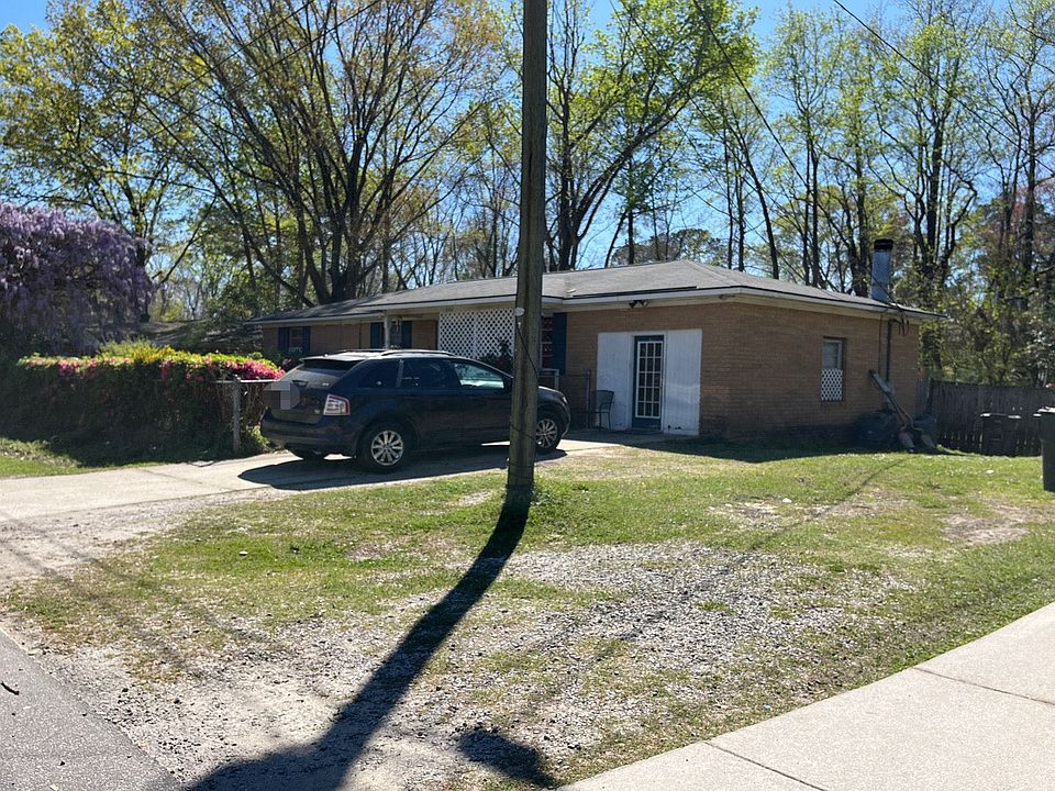 1st image of 202 Eagle Dr