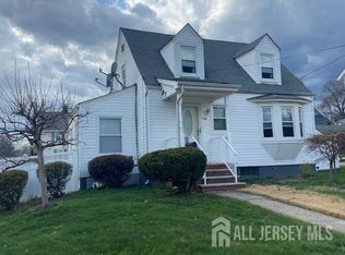 739 Ridgedale Ave, Woodbridge, NJ 07095