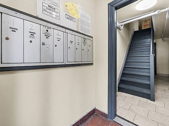 3rd image of 288 New York Ave #8UNITS