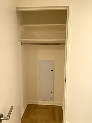 Rented by Windsor Property Management | media 33