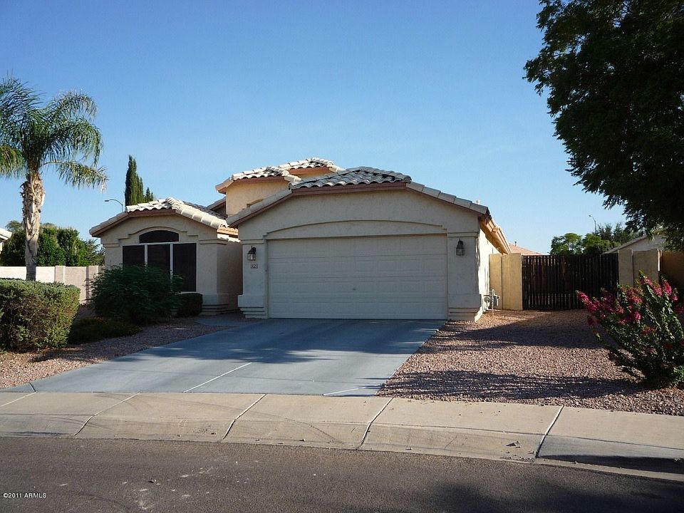 1st image of 9521 W Clara Ln